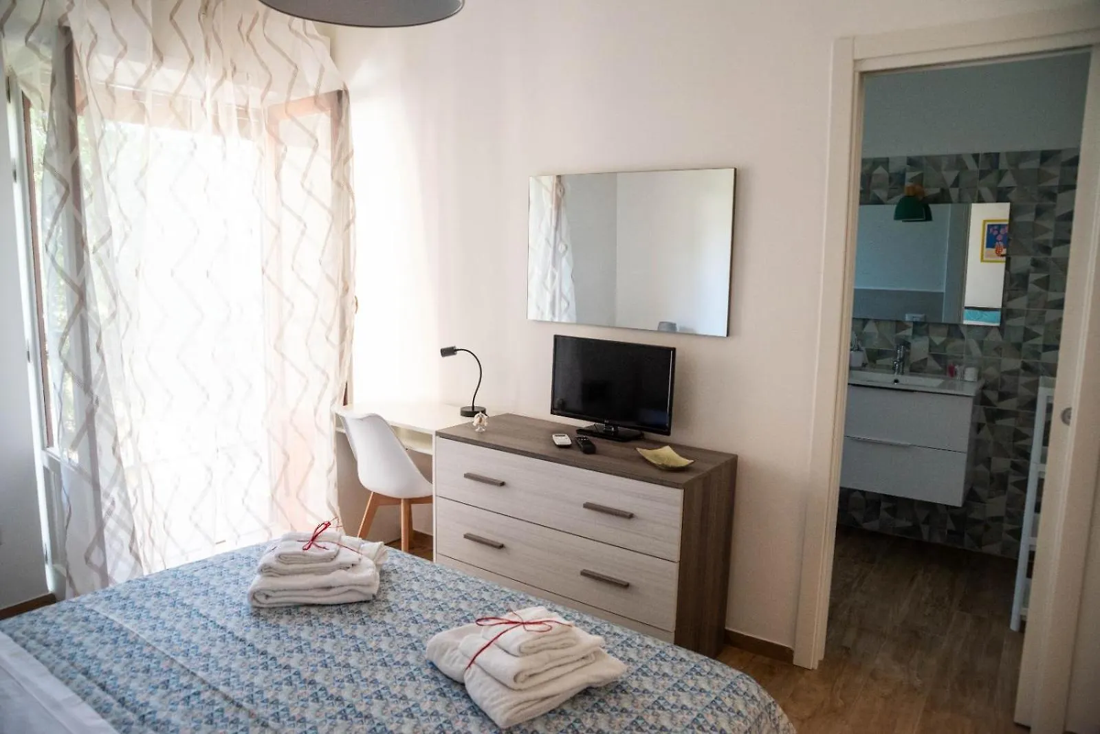 Koine Comfort Rooms 바게리아 0*,  이탈리아