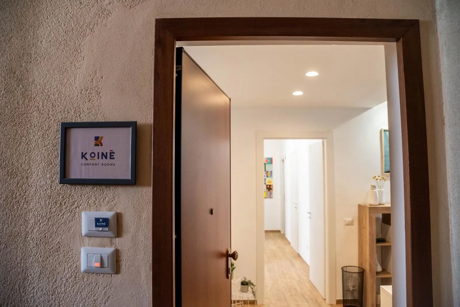 Koine Comfort Rooms 巴格里亚 0*,